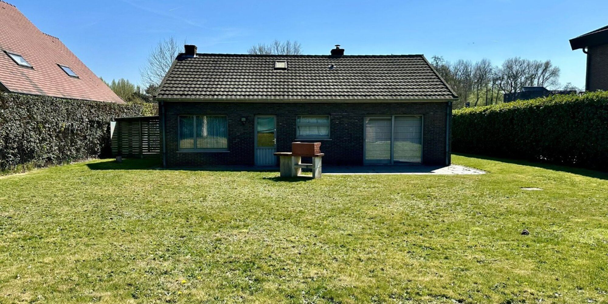 08570460_2.jpg