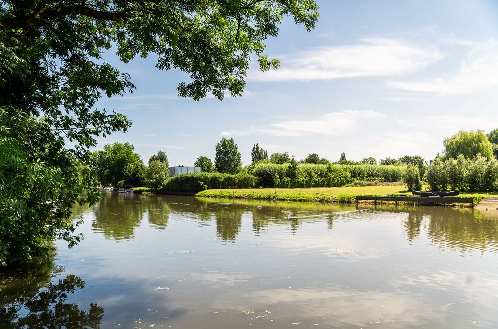Exclusieve bouwgrond aan de oevers van de Leie