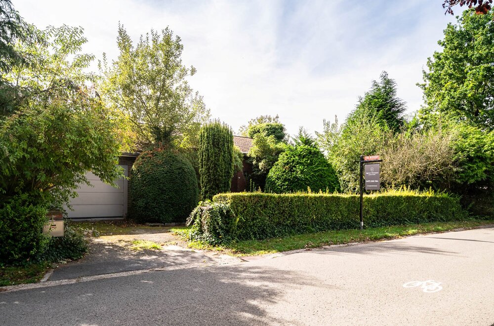 Te renoveren laagbouwvilla te Sint-Martens-Latem