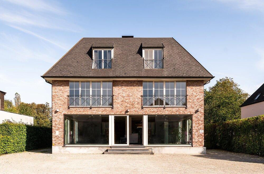 Opbrengsteigendom in centrum Sint-Martens-Latem